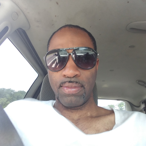 Meet your Posher, Dwayne - Picture 1 of 1